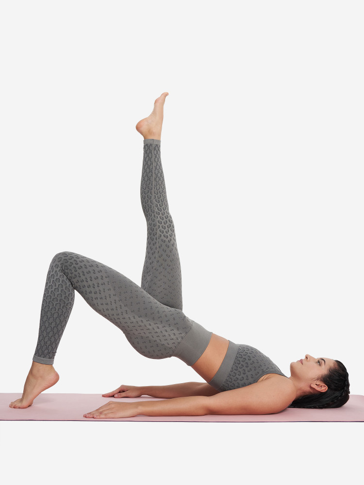 Легинсы женские HighFlow Yoga Seamless Gfx - фото 7