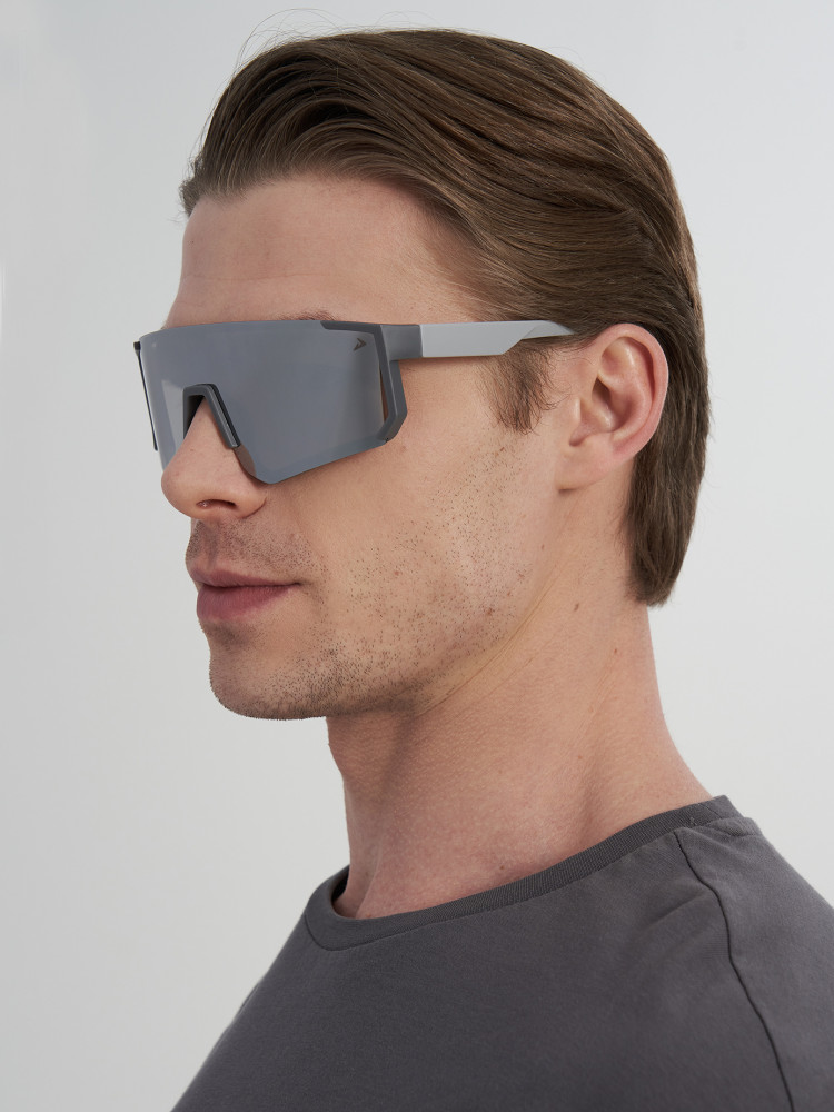 Солнцезащитные очки - фото 4