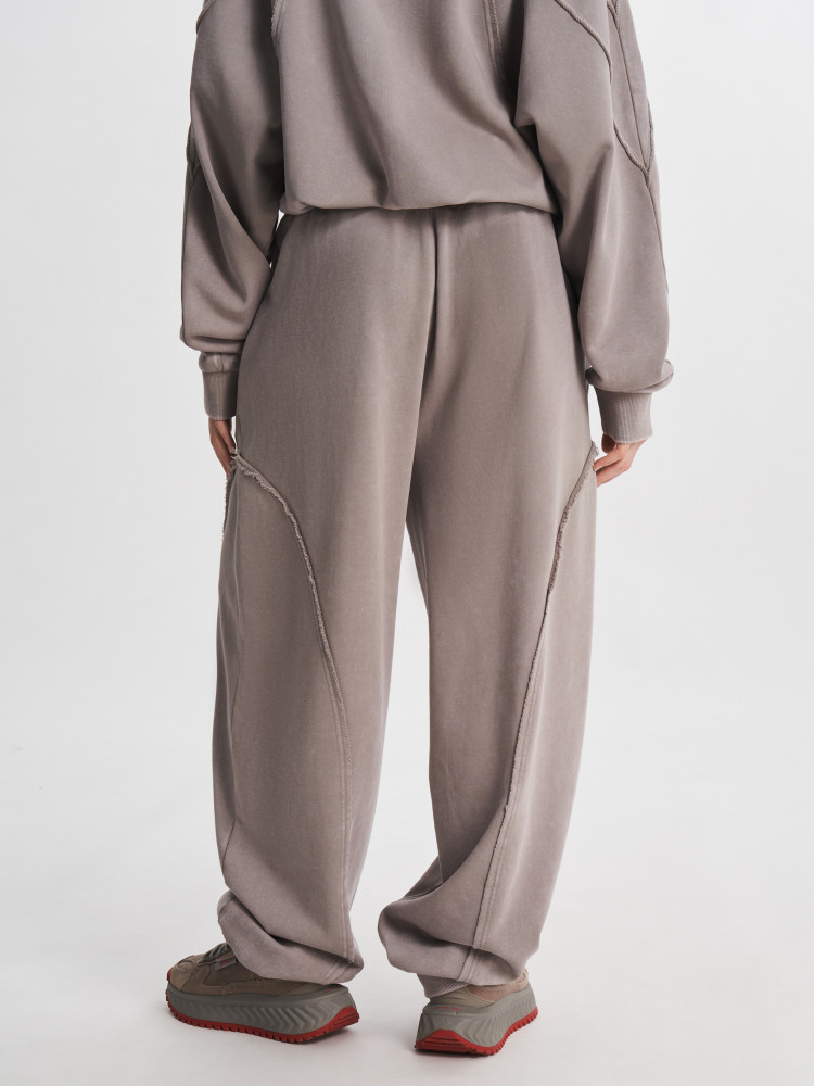 Брюки женские оверсайз Demix x AYTΛO - фото 4