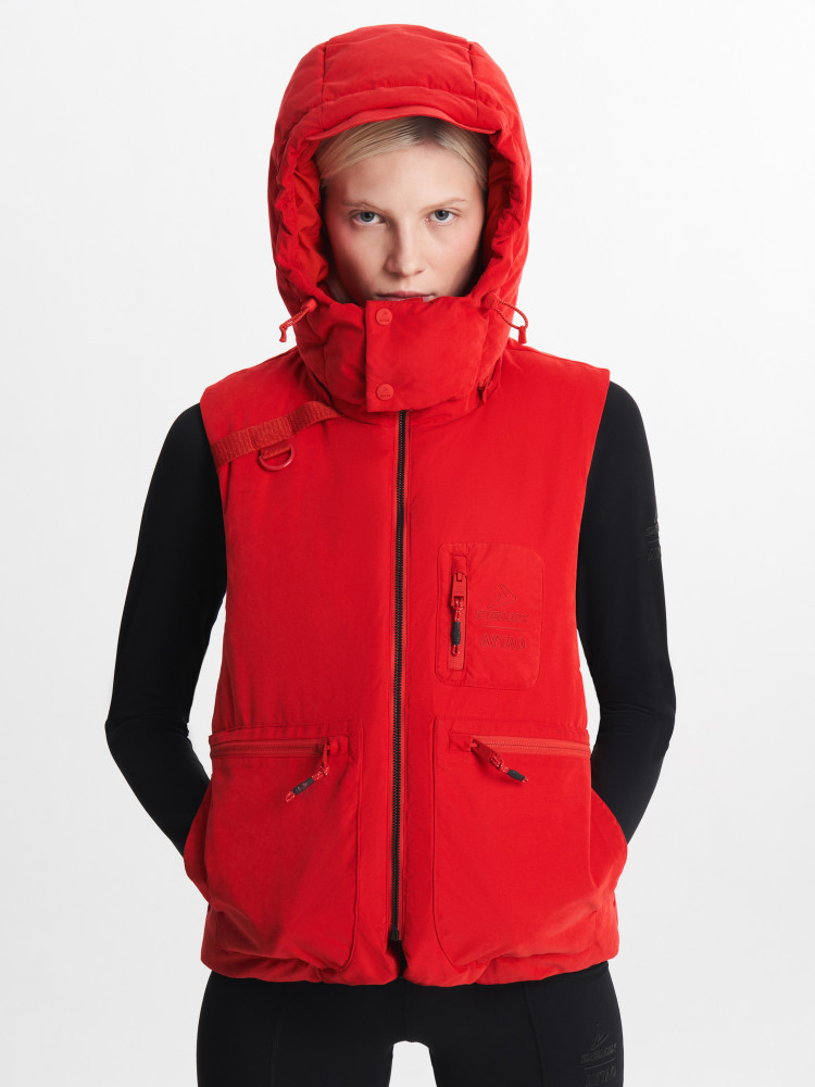 Жилет утепленный оверсайз Demix x AYTΛO - фото 10