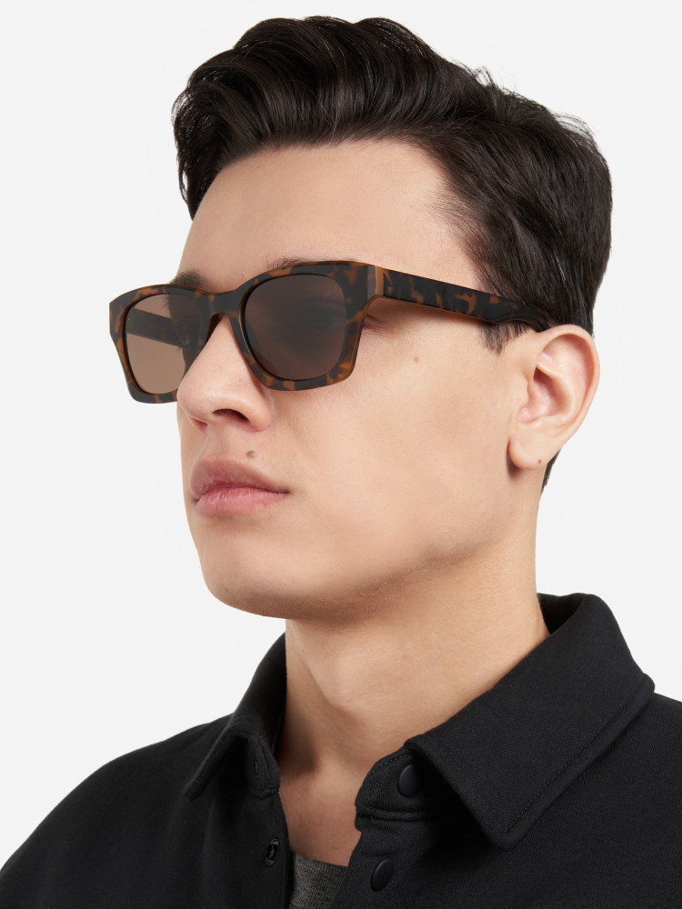 Солнцезащитные очки - фото 5