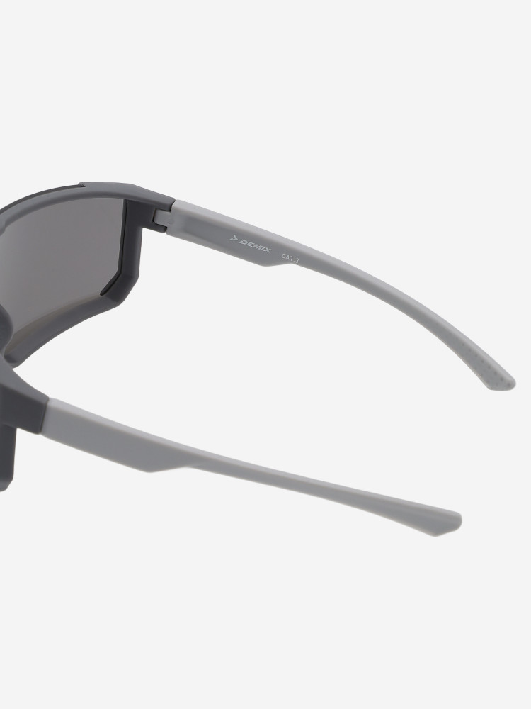 Солнцезащитные очки - фото 3