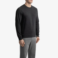 темно-серый