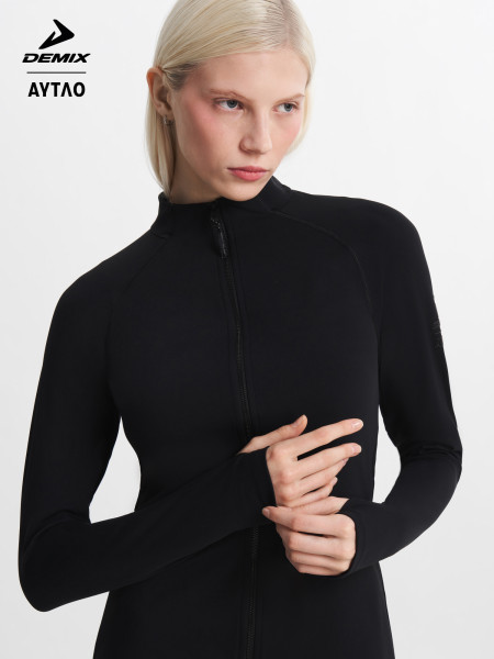 Толстовка женская Demix x AYTΛO