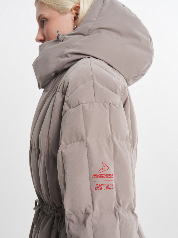 Пуховик женский оверсайз Demix x AYTΛO - фото 6