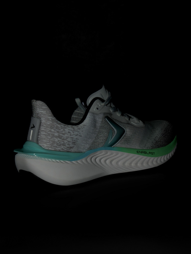 Кроссовки женские Spectre Enrblast 4 - фото 10