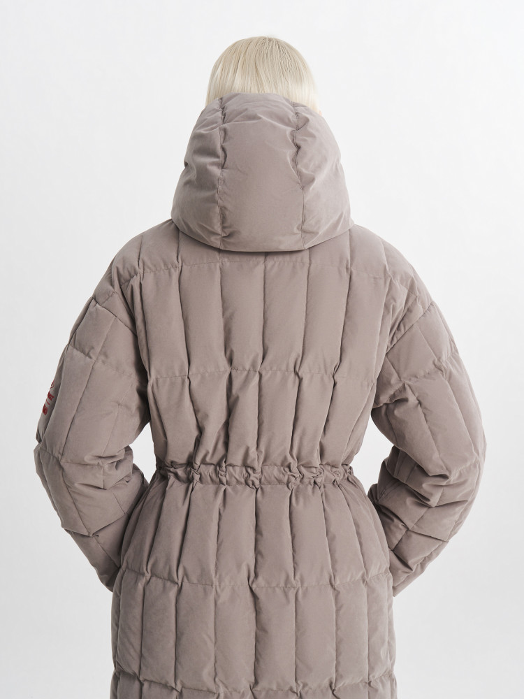 Пуховик женский оверсайз Demix x AYTΛO - фото 5