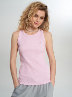 светло-розовый