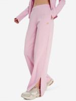 светло-розовый