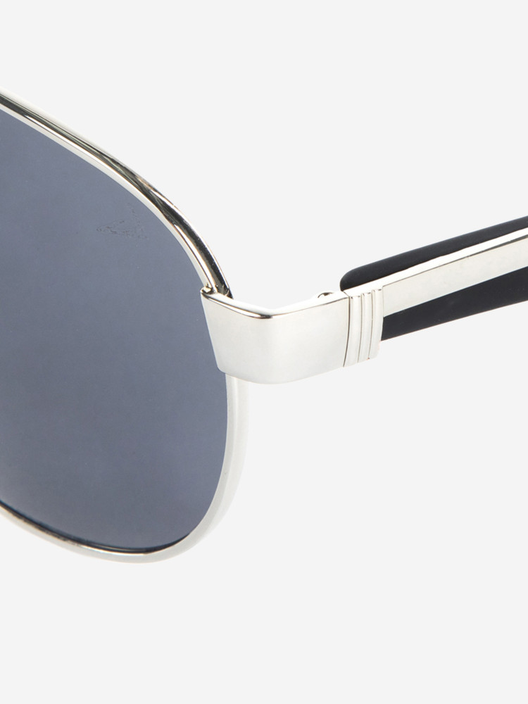 Солнцезащитные очки - фото 3