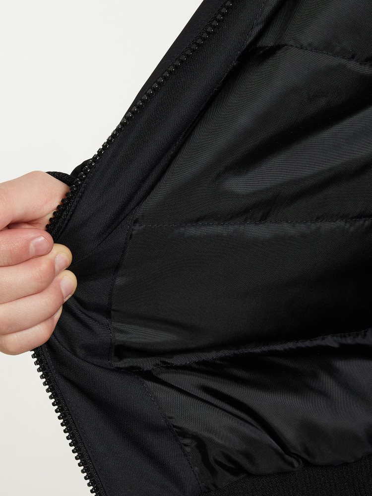 Бомбер утепленный для мальчиков - фото 5